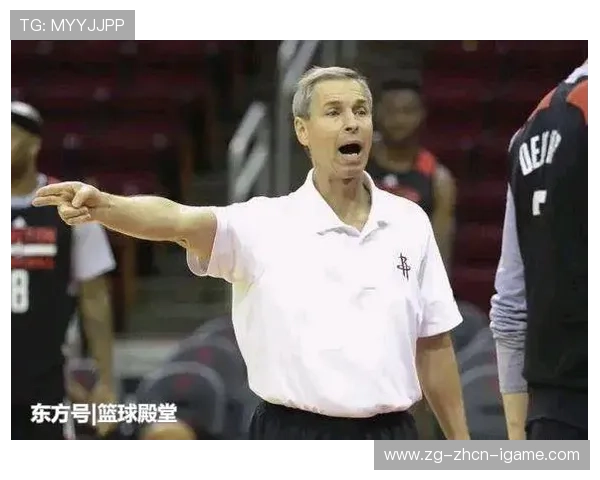 教练强调战术纪律，球队防守效率提升，球员布置战术